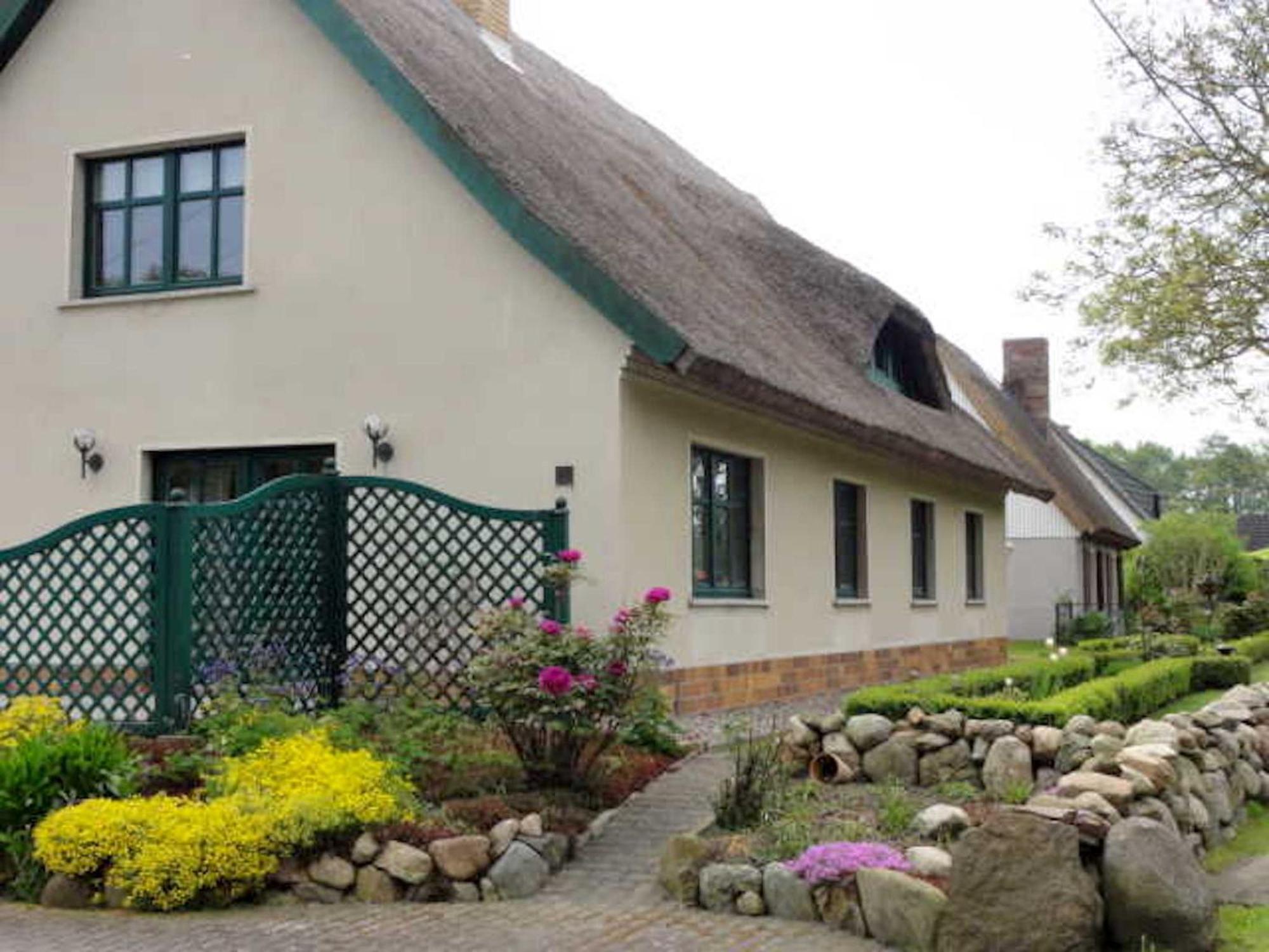 Reetdachhaus "Landhaus Ulrich" Lubkow Kültér fotó