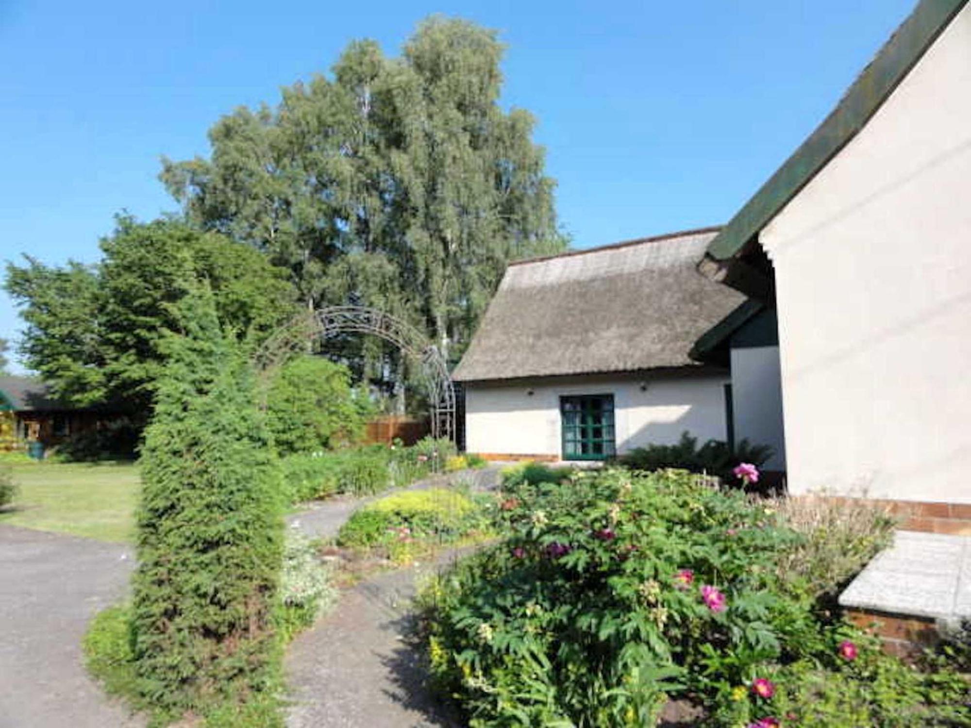 Reetdachhaus "Landhaus Ulrich" Lubkow Kültér fotó